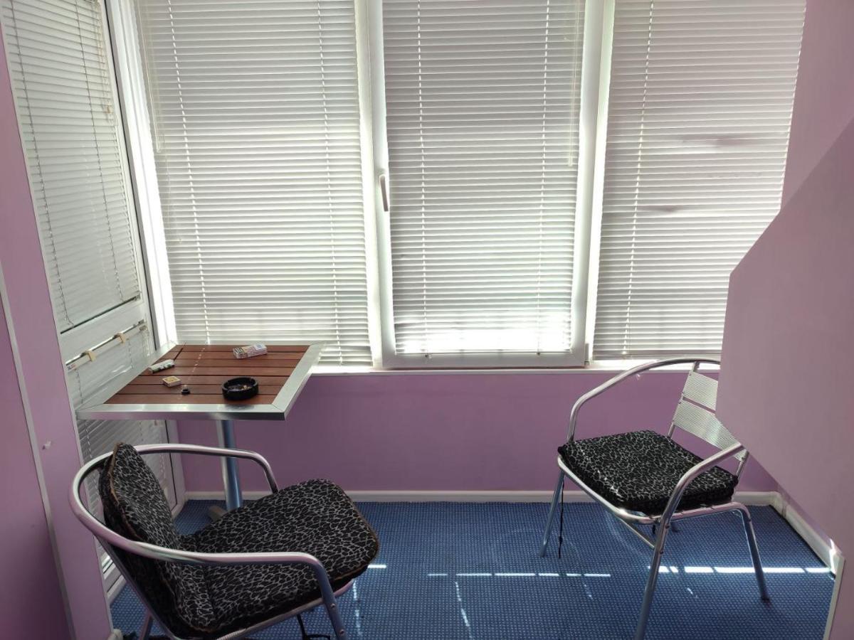 Spring Nebula Aparthotel Várna Kültér fotó